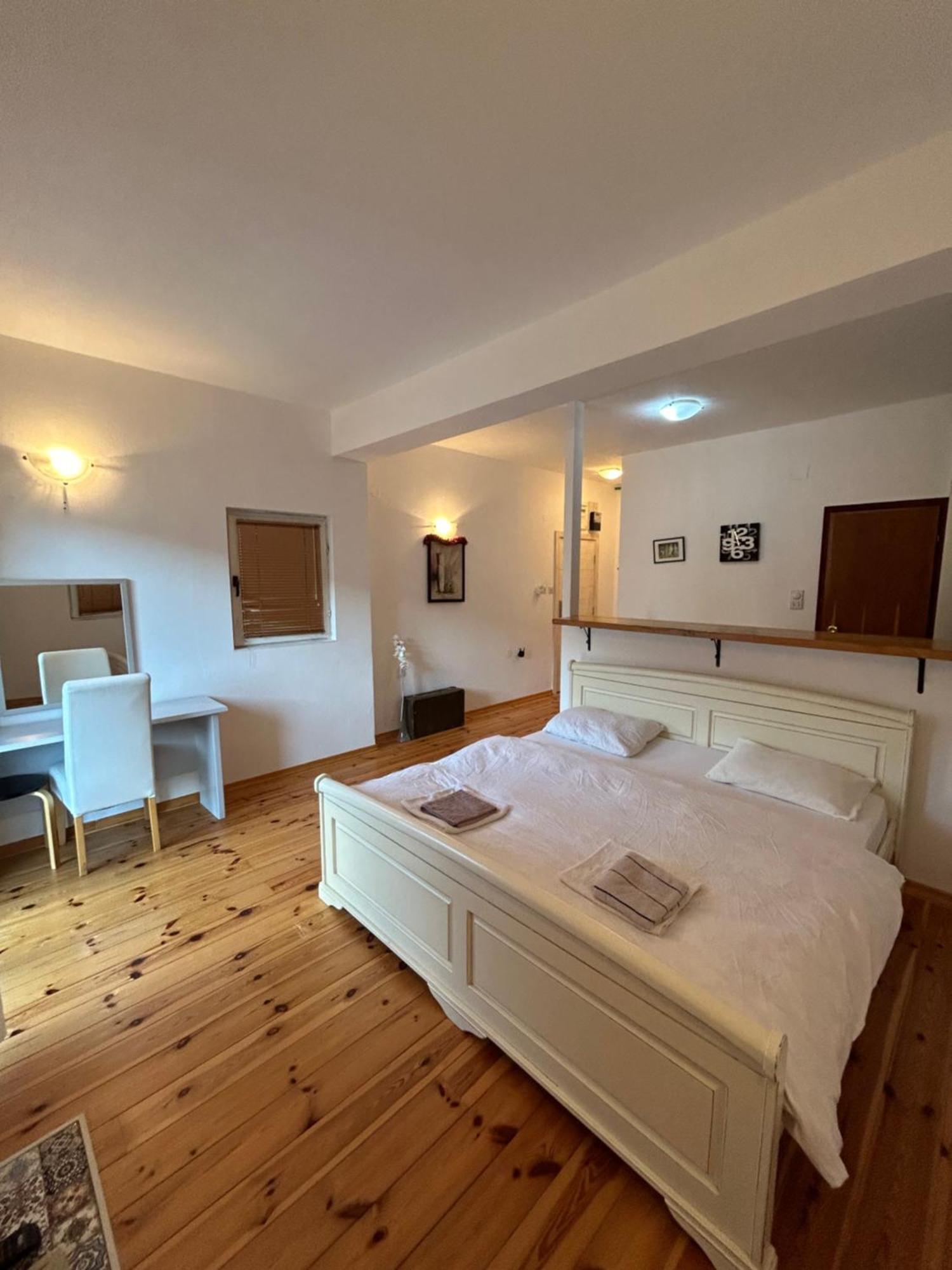 Club Neni Hotel Kotor Kültér fotó