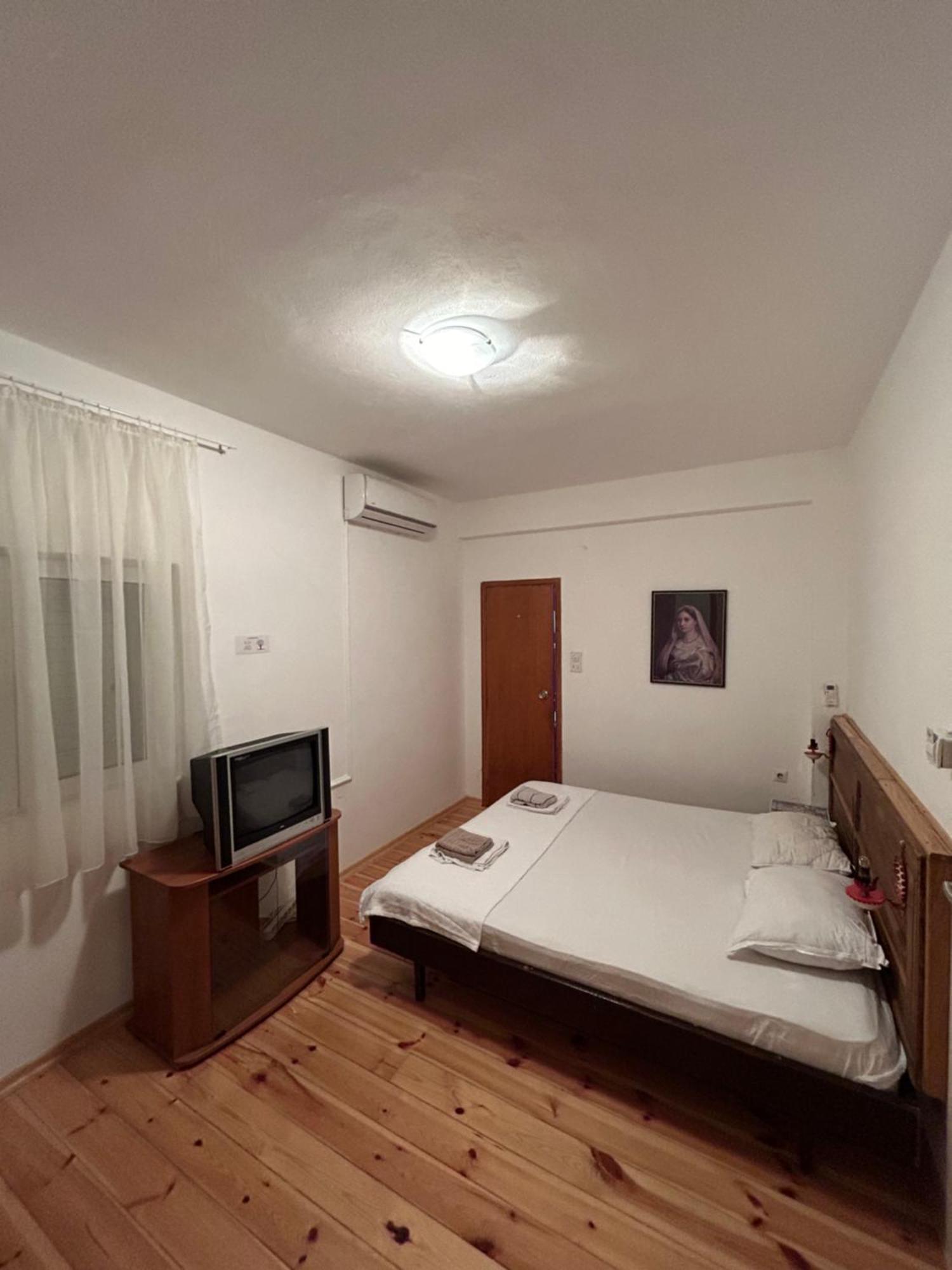 Club Neni Hotel Kotor Kültér fotó