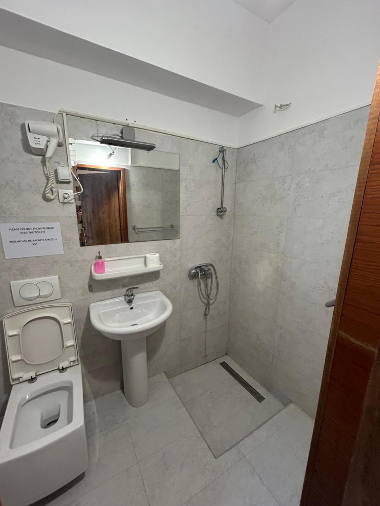 Club Neni Hotel Kotor Kültér fotó